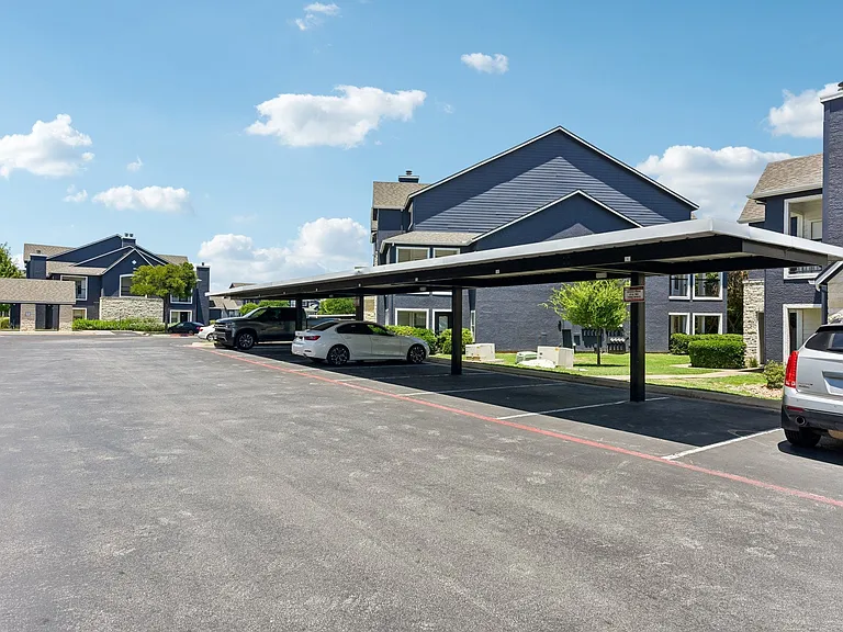 Madison Dell Ranch Apartments — Photo 49