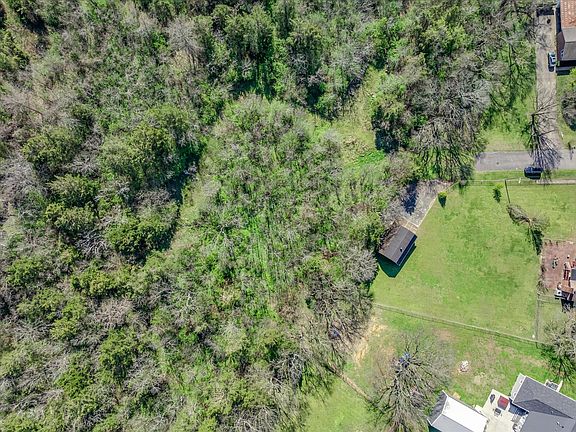 3rd image of 227 Spero Rd