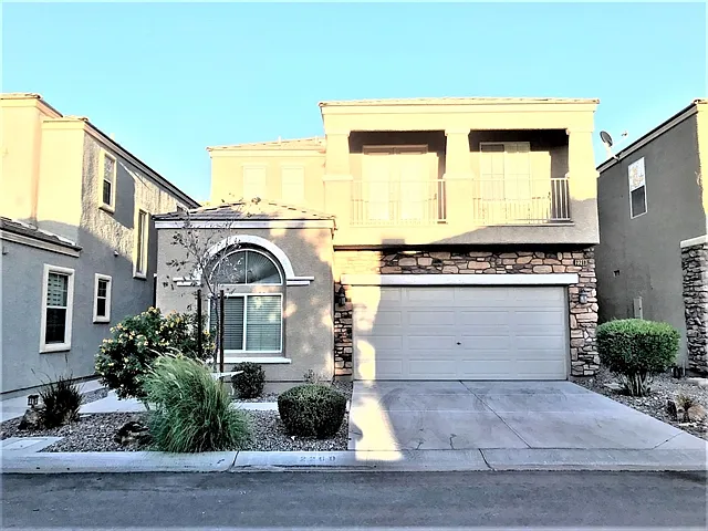 2260 Autumn Fire Ct — Photo 1