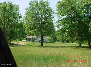 5445 E Arthur Rd, Hesperia, MI 49421