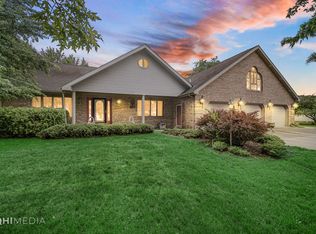 2263 Fox Run Dr, Kankakee, IL 60901