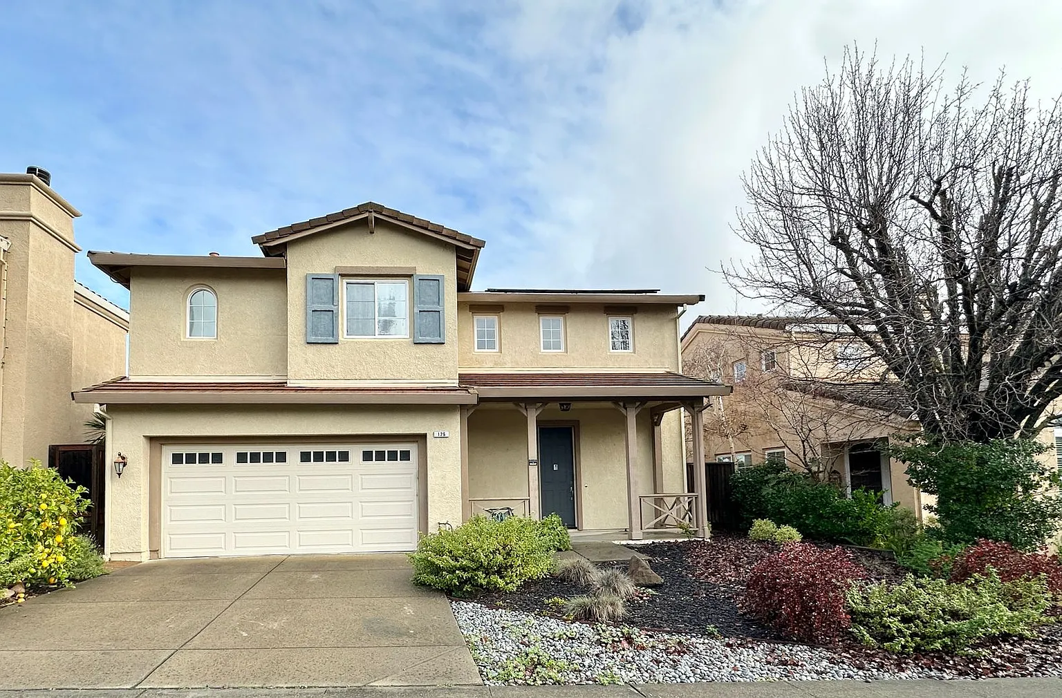 126 Pizarro Ave photo 1