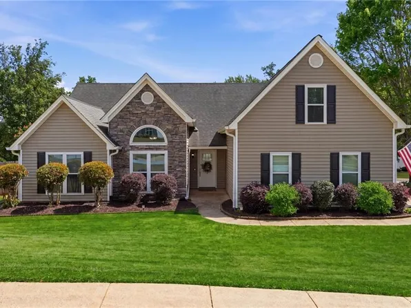 5655 Lenox Park Pl, Sugar Hill, GA 30518