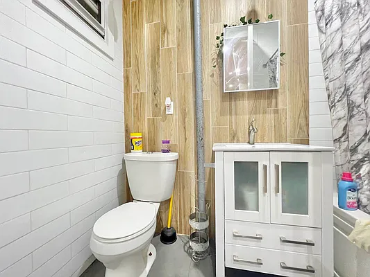 Rented by Doorway NYC, LLC | media 7