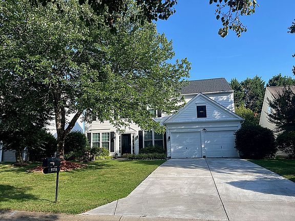3rd image of 8716 Fieldcroft Dr