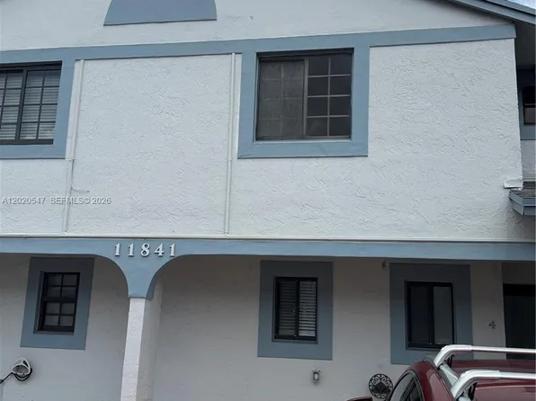11841 SW 18th St APT 4-21, Miami, FL 33175