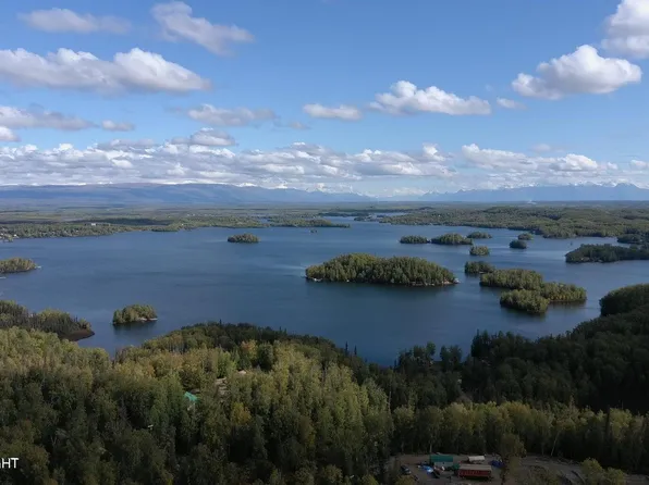 5813 S Jay Sedor St, Wasilla, AK 99623