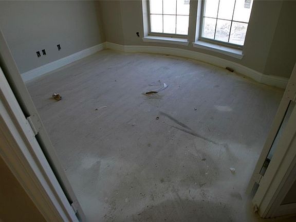 4th image of 12007 Big Springs Dr