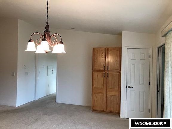 2nd image of 407 Wagon Cir