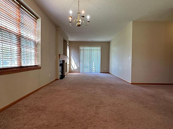 3rd image of 603 Providence Dr