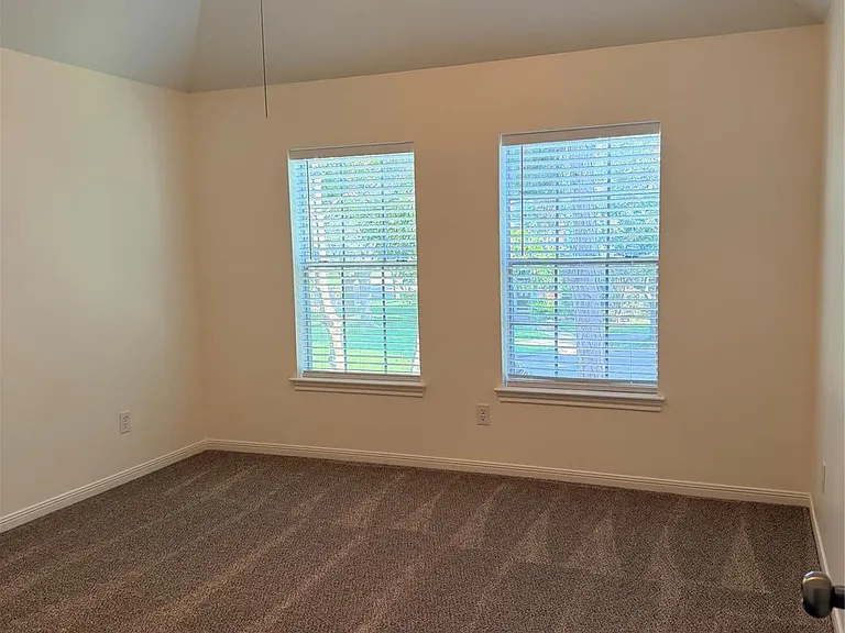 2201 Summer Reef Dr — Photo 18
