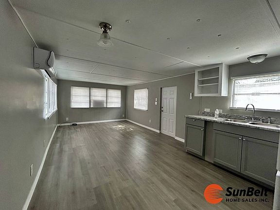 5th image of 1612 NE 25th Ave Unit 10