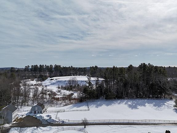 3rd image of 555 Fort Hill Road