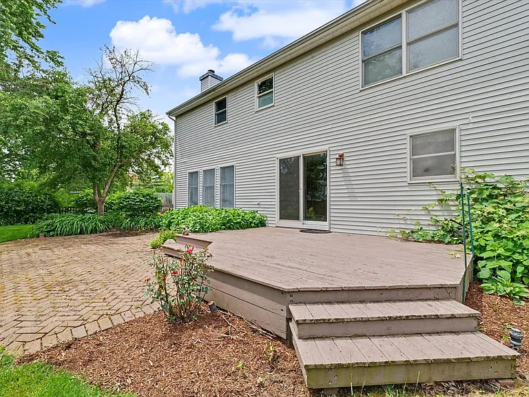 2401 Peppertree Pl — Photo 33