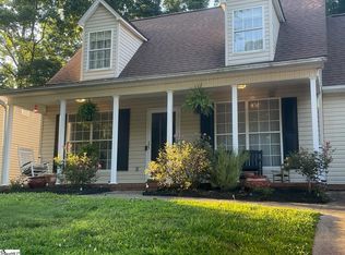 132 W Fall River Way, Simpsonville, SC 29680