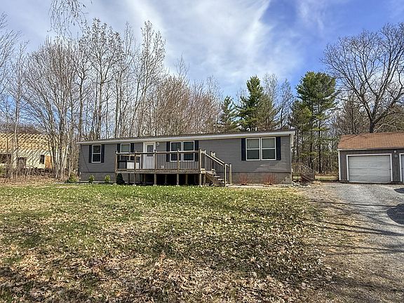 3rd image of 156 Trudeau Rd