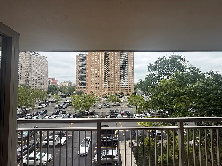 440-448 Neptune Ave #5H — Photo 3