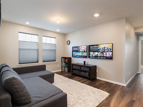 Upstairs loft with two TVs