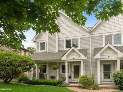 178 Newberry Ave, Libertyville, IL, 60048