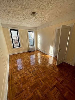 5th image of 2766 Barnes Ave #2A