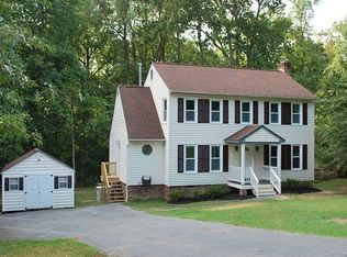 7030 Whistlers Cove Dr, Midlothian, VA 23112