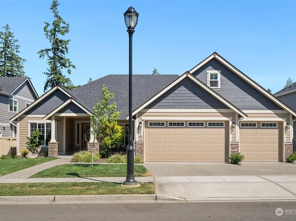 4306 Caddyshack Drive NE, Lacey, WA 98516