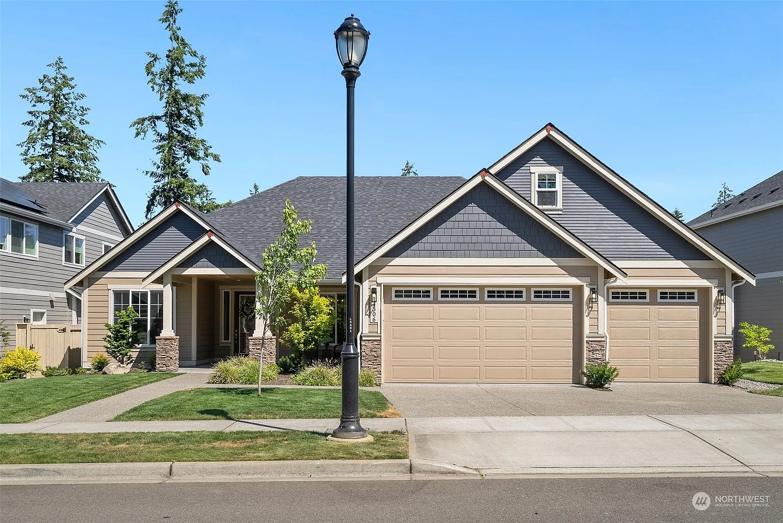 4306 Caddyshack Drive NE photo 1