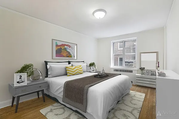 Rented by Anchor Associates | media 26