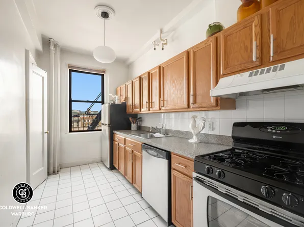 535 West 110th Street 11B image 3 of 9