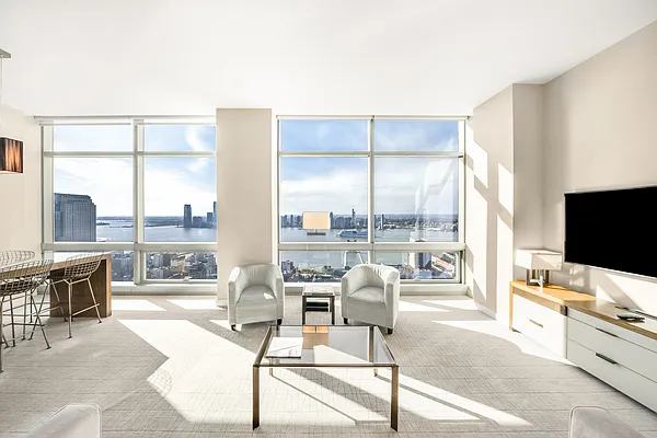 Sold by Compass | media 3