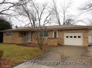 11 Lange Ave, Savoy, IL