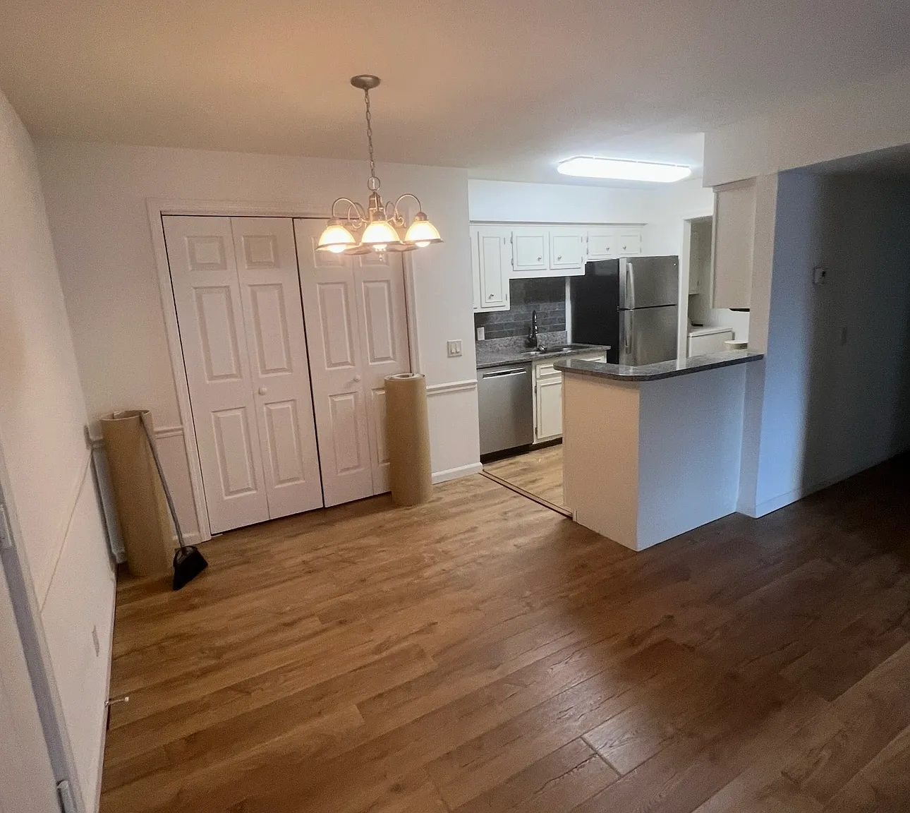 2905 Burch Ave — Photo 4