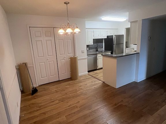 4th image of 2905 Burch Ave APT 7