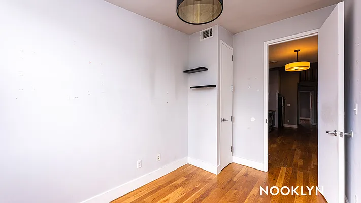 Rented by Nooklyn NYC LLC | media 12