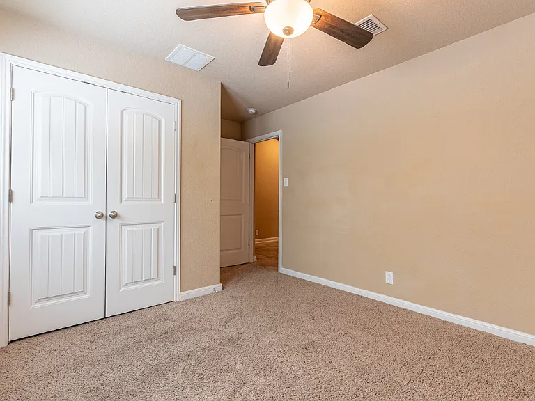 7111 Watertrout Bay — Photo 4
