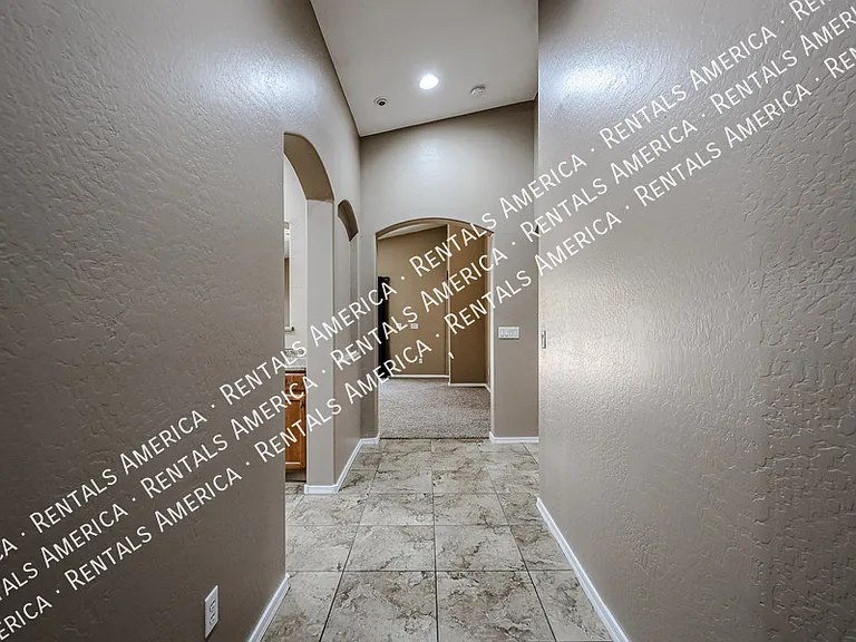 36322 W Alhambra St — Photo 2