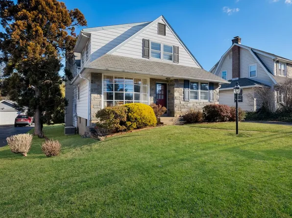 2473 Susquehanna Rd, Roslyn, PA 19001