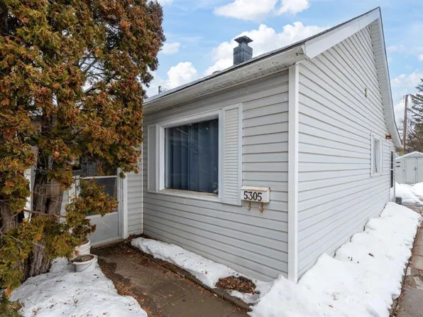 5305 W 49th Ave, Lloydminster, SK S9V 0V2