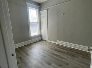 7028 S Rhodes Ave, Chicago, IL 60637