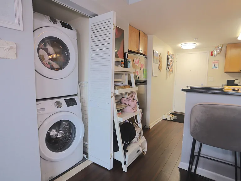 700 1st St #10T — Photo 8