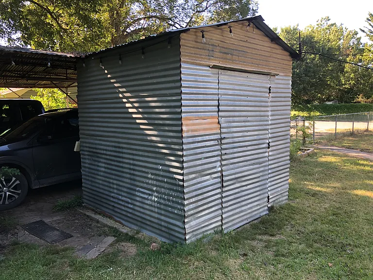 Storage shed/ workshop