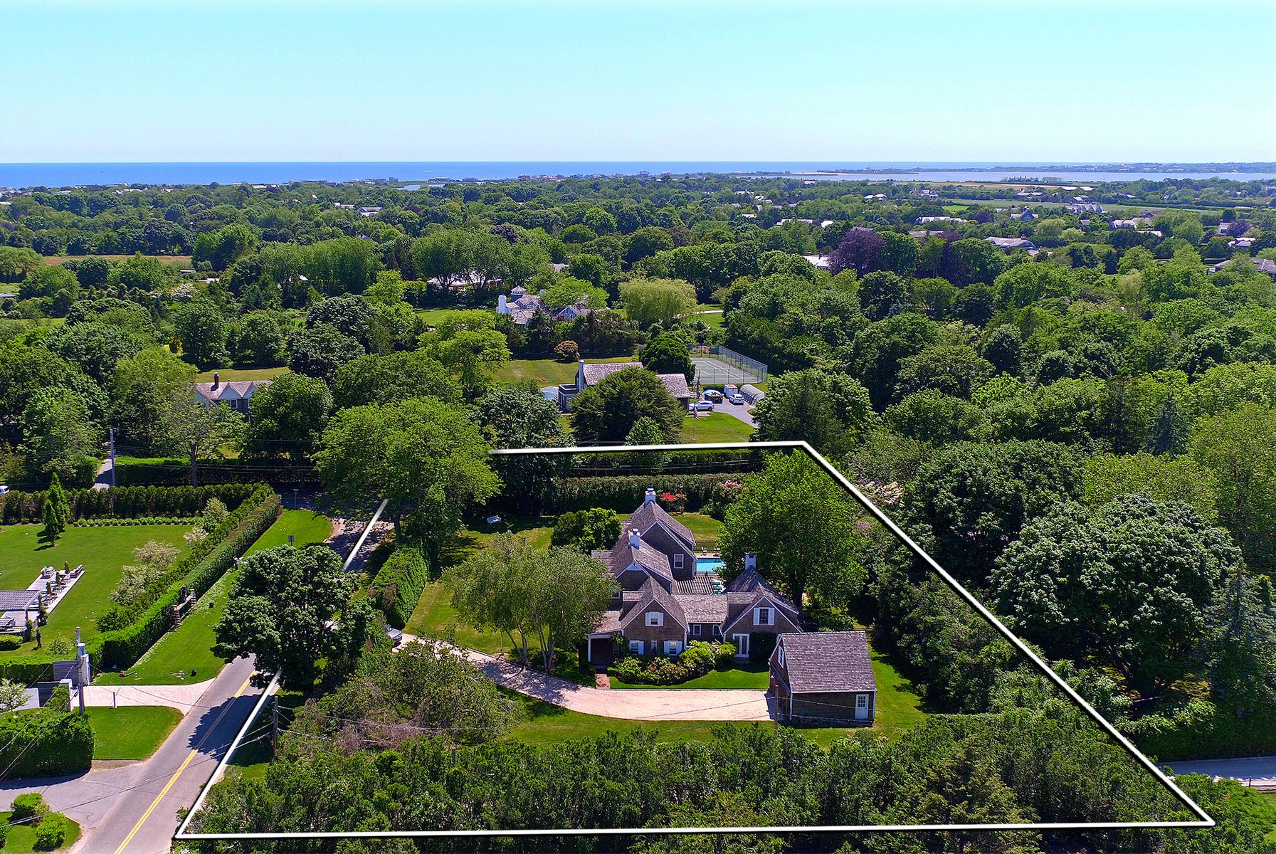 16 Highland Ter in Bridgehampton Out East