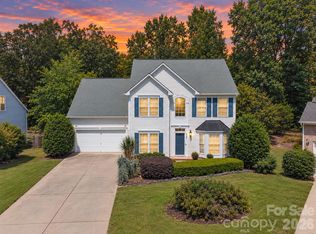 7702 Antique Cir, Waxhaw, NC 28173