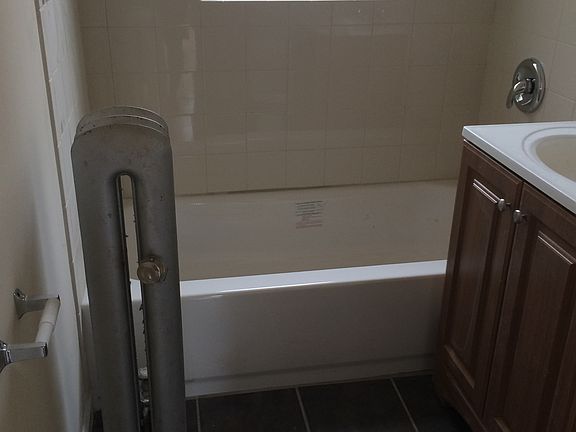 3rd image of 3313 W Palmer St #3