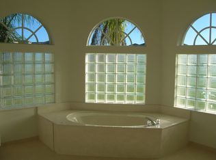 10541 Oak Meadow Ln, Lake Worth, FL 33449