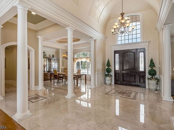 2nd image of 248 Old Turnpike Rd