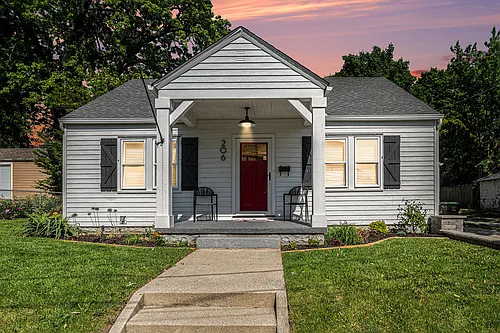 206 Academy St Photo 1