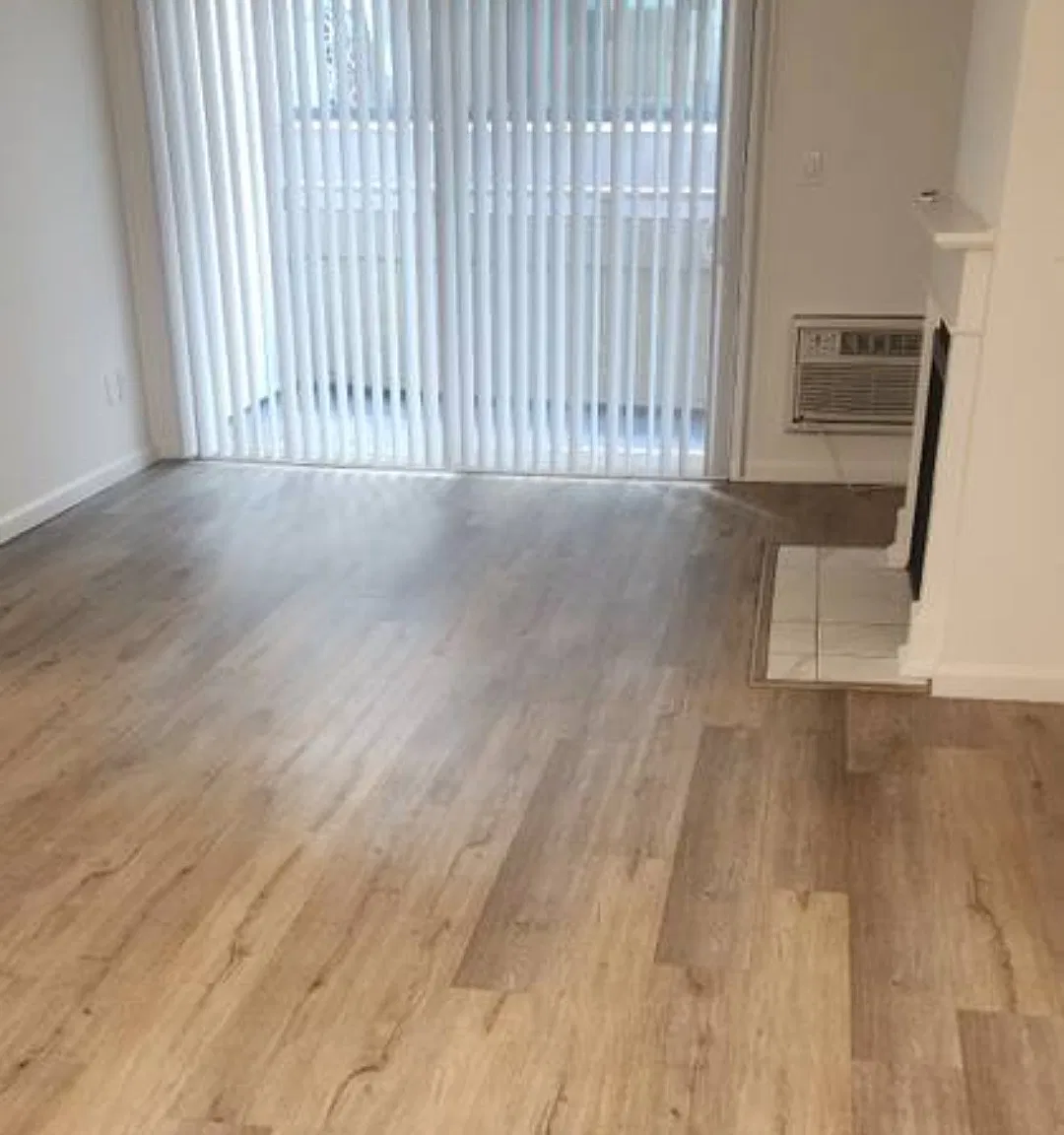 4276 S Centinela Ave — Photo 1