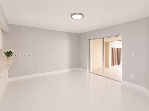 4th image of 1104 SW 118th Ct #1104