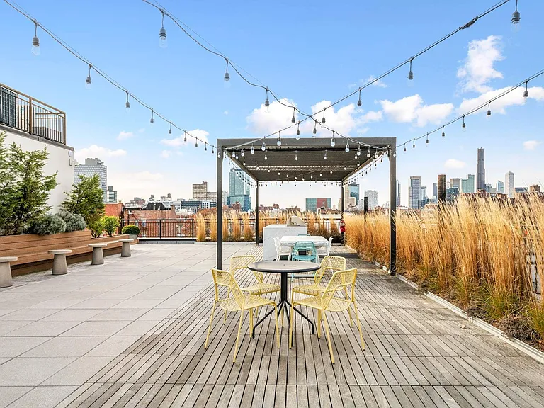 10 Quincy St #1F — Photo 12